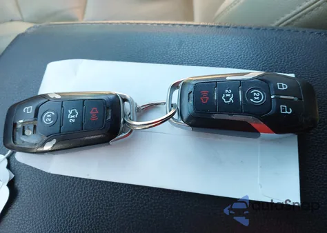 2016 Ford Explorer Xlt z USA, uszkodzony, nr VIN 1FM5K8D84GGA16651